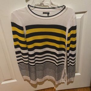 Bylyse Women’s Stripe Yellow, Black, and White Sweater XS